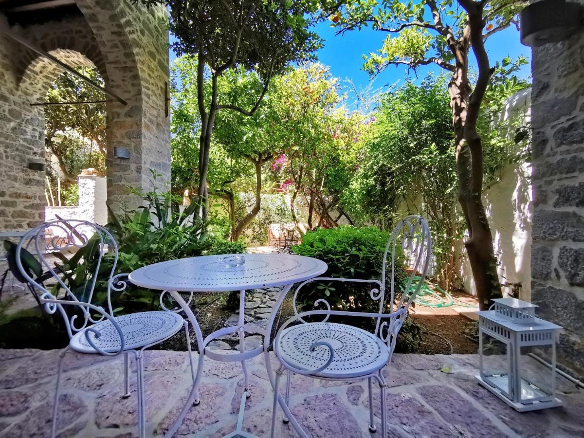 Cotommatae Hydra 1810 Otel Dış mekan fotoğraf